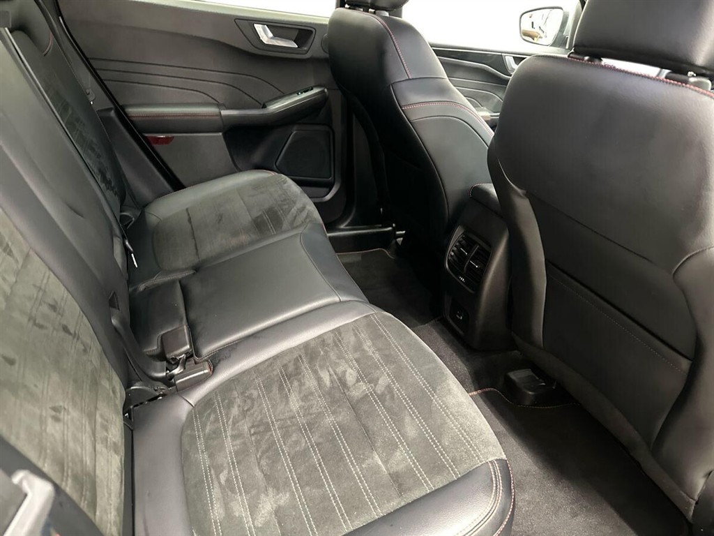 Ford Kuga ST-Line X billede 12