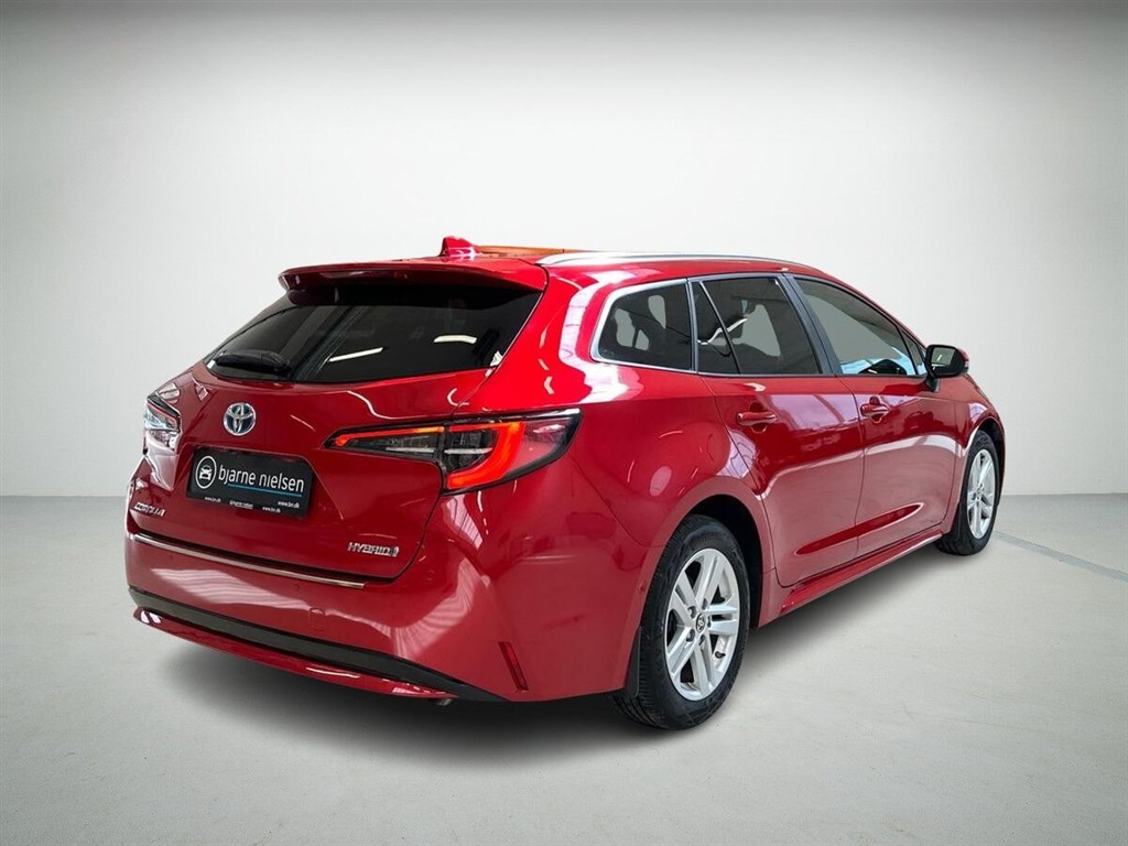 Toyota Corolla Active Smart Safety Plus billede 2