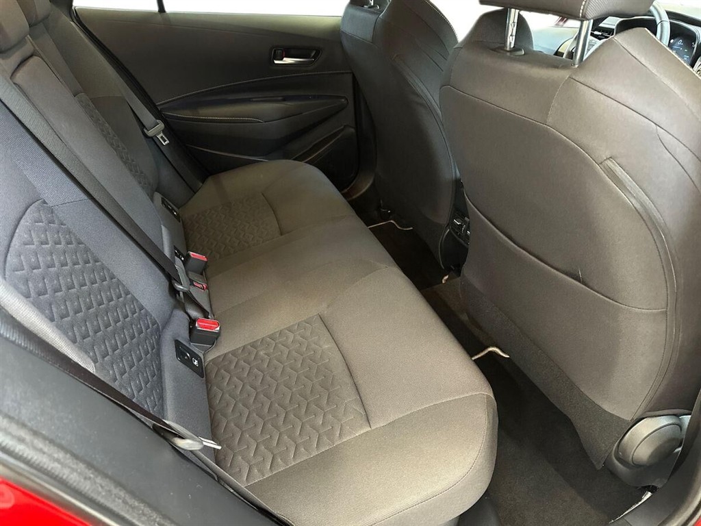 Toyota Corolla Active Smart Safety Plus billede 12