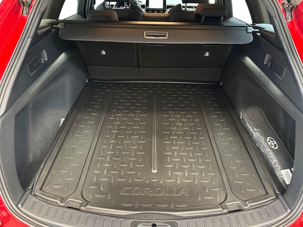 Toyota Corolla Active Smart Safety Plus billede 13