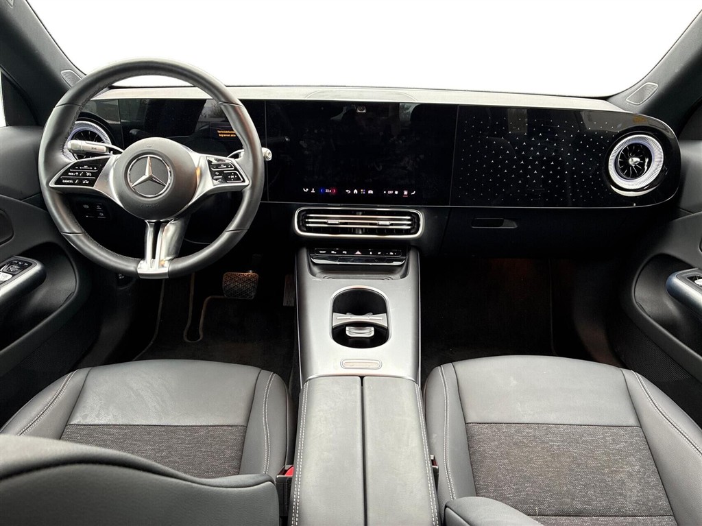 Mercedes-Benz CLA250+ Advance Plus billede 4