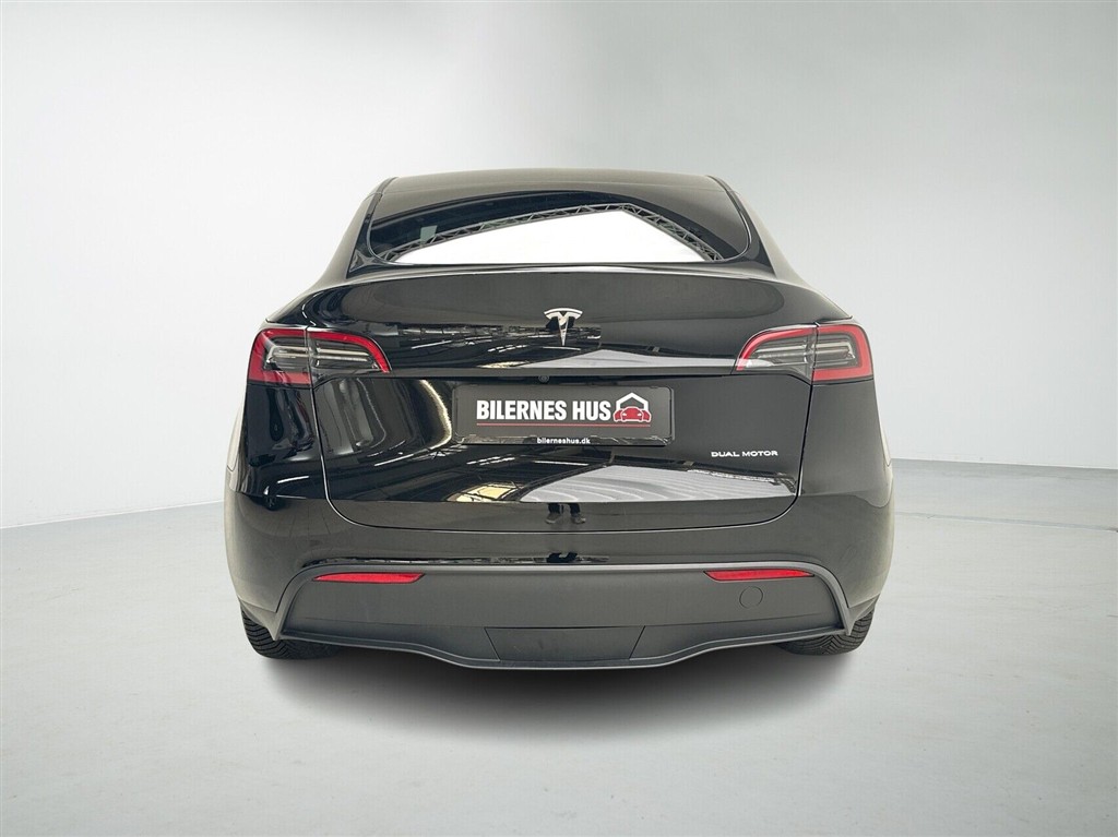 Tesla Model Y Long Range billede 8