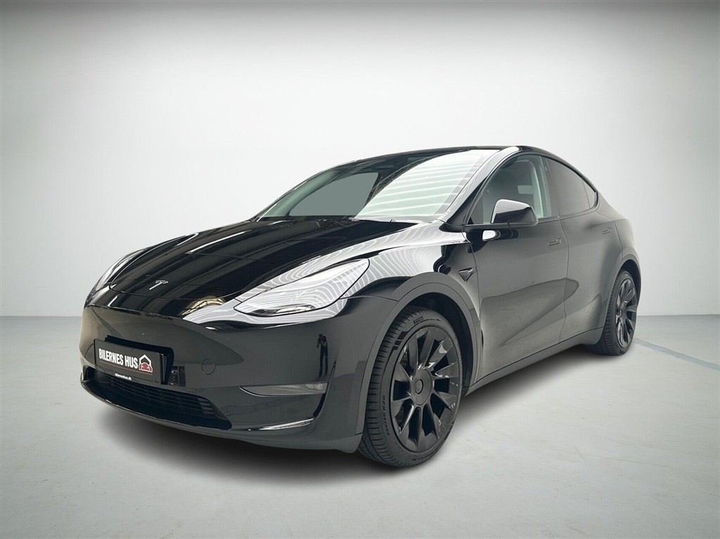 Tesla Model Y Long Range