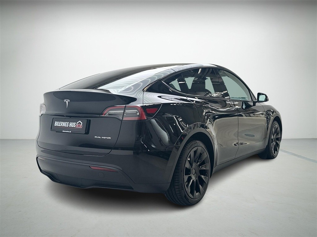 Tesla Model Y Long Range billede 2
