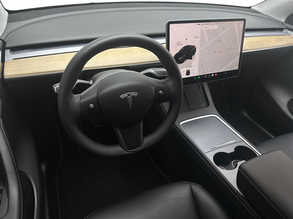 Tesla Model Y Long Range billede 4