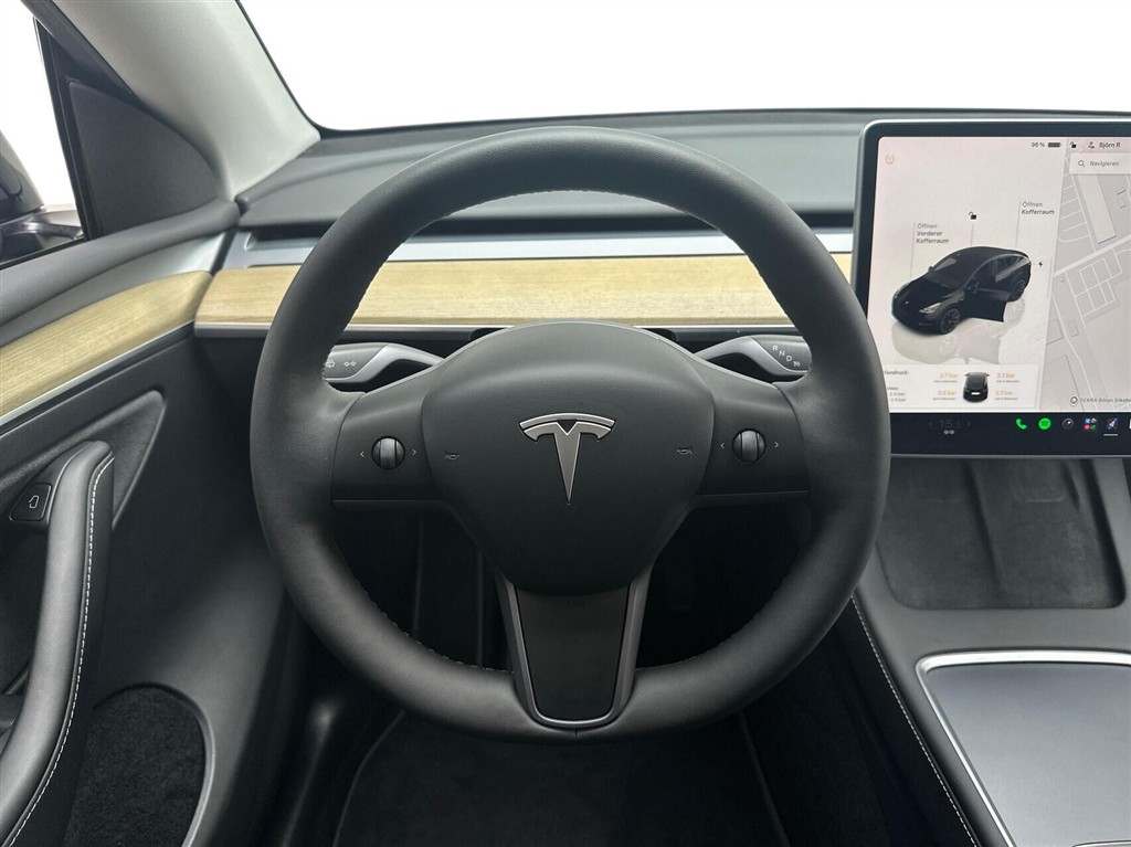 Tesla Model Y Long Range billede 10