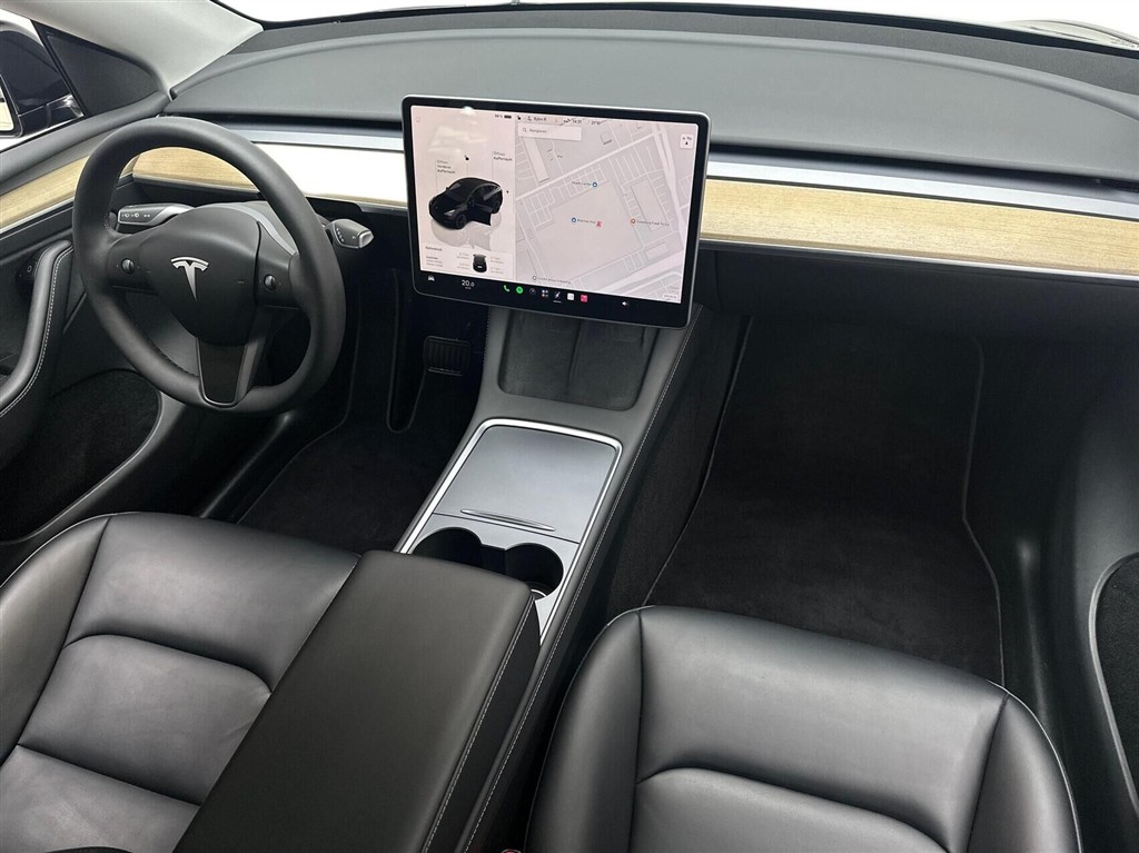 Tesla Model Y Long Range billede 11