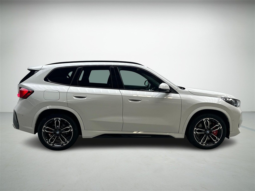BMW iX1 M-Sport billede 6