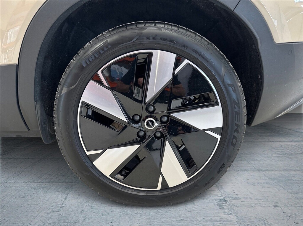 Volvo EX40 Ultra billede 10