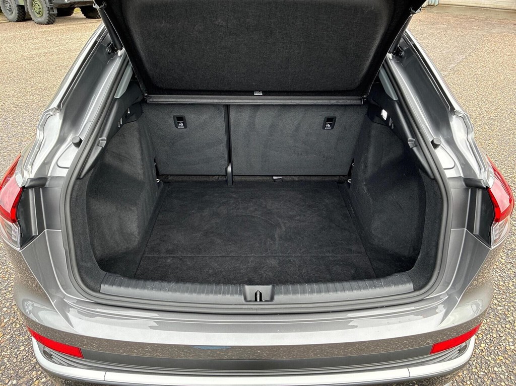 Audi Q4 S Line billede 13