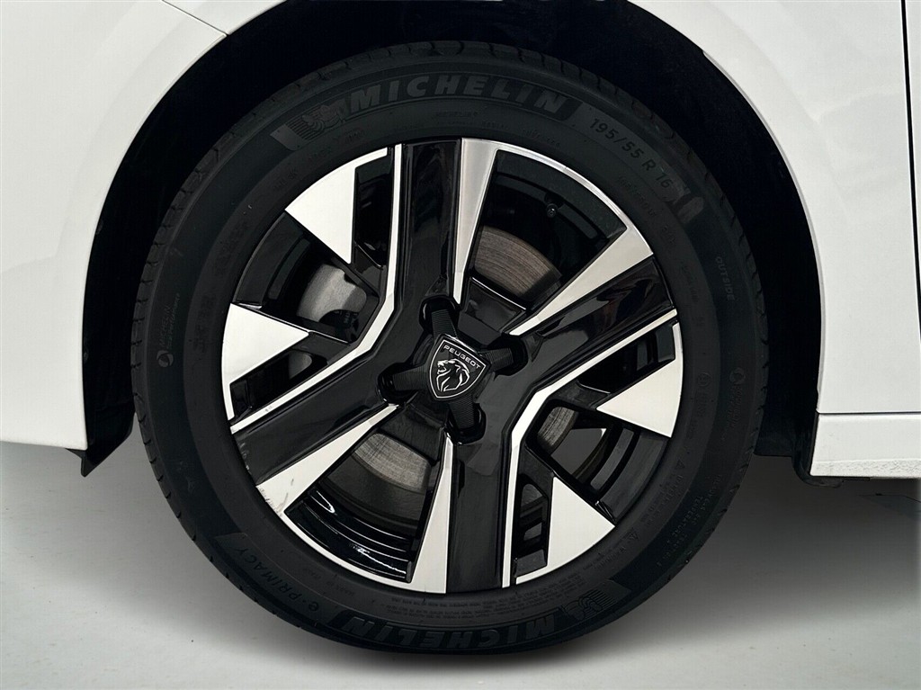 Peugeot e-208 Allure billede 9