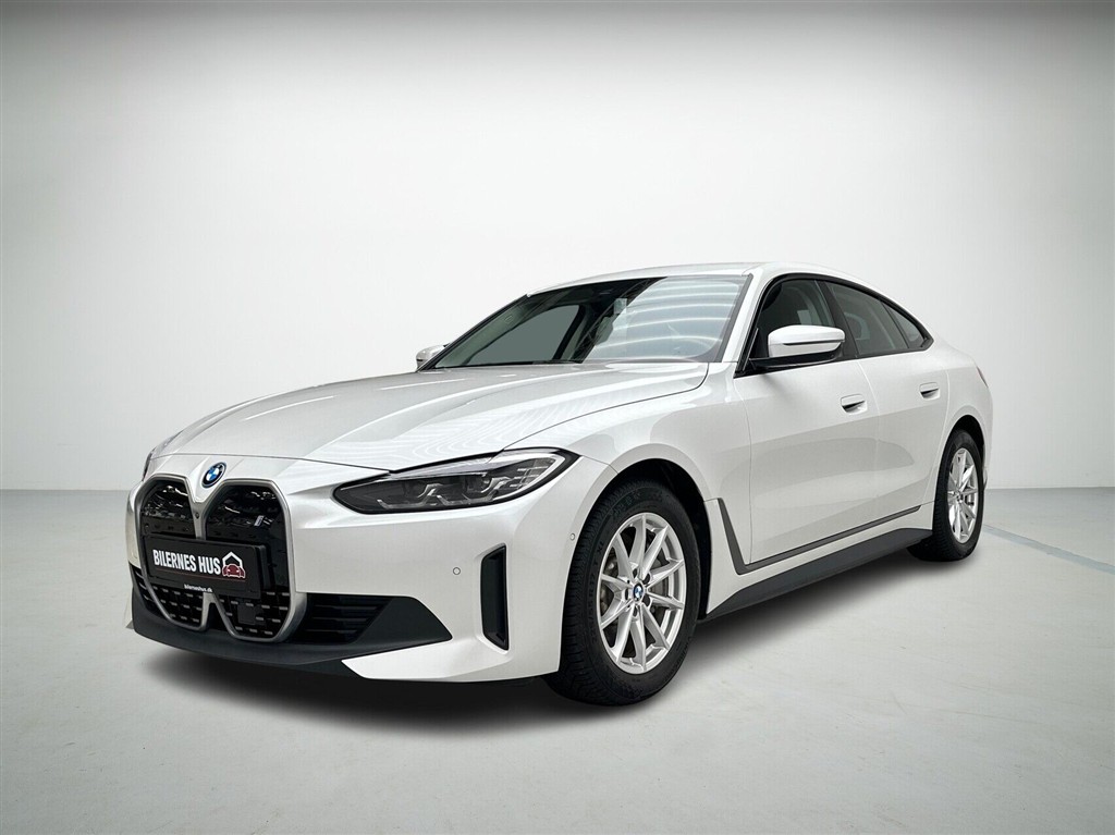 BMW i4 