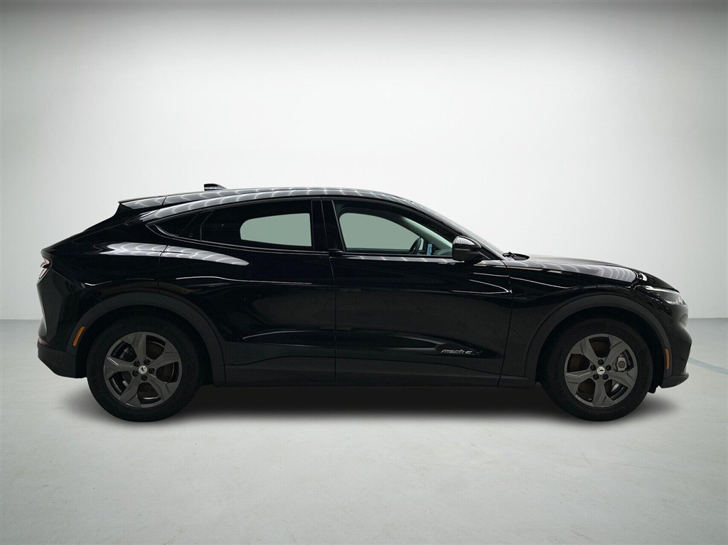 Ford Mustang Mach-E UR generic.image 6