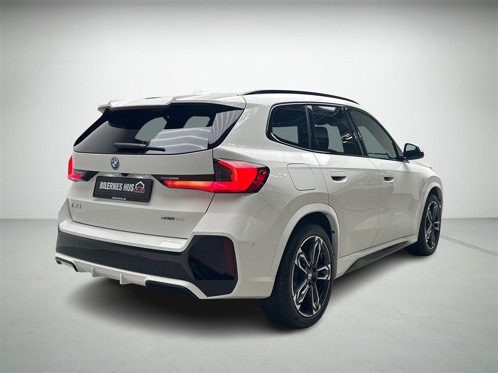BMW iX1 M-Sport billede 2