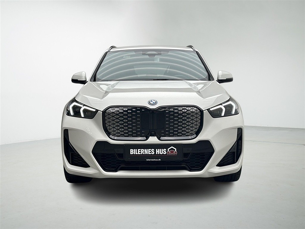 BMW iX1 M-Sport billede 7