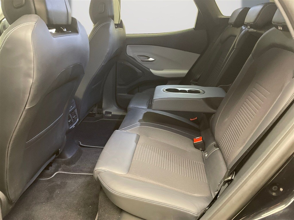 Ford Explorer UR Premium billede 10