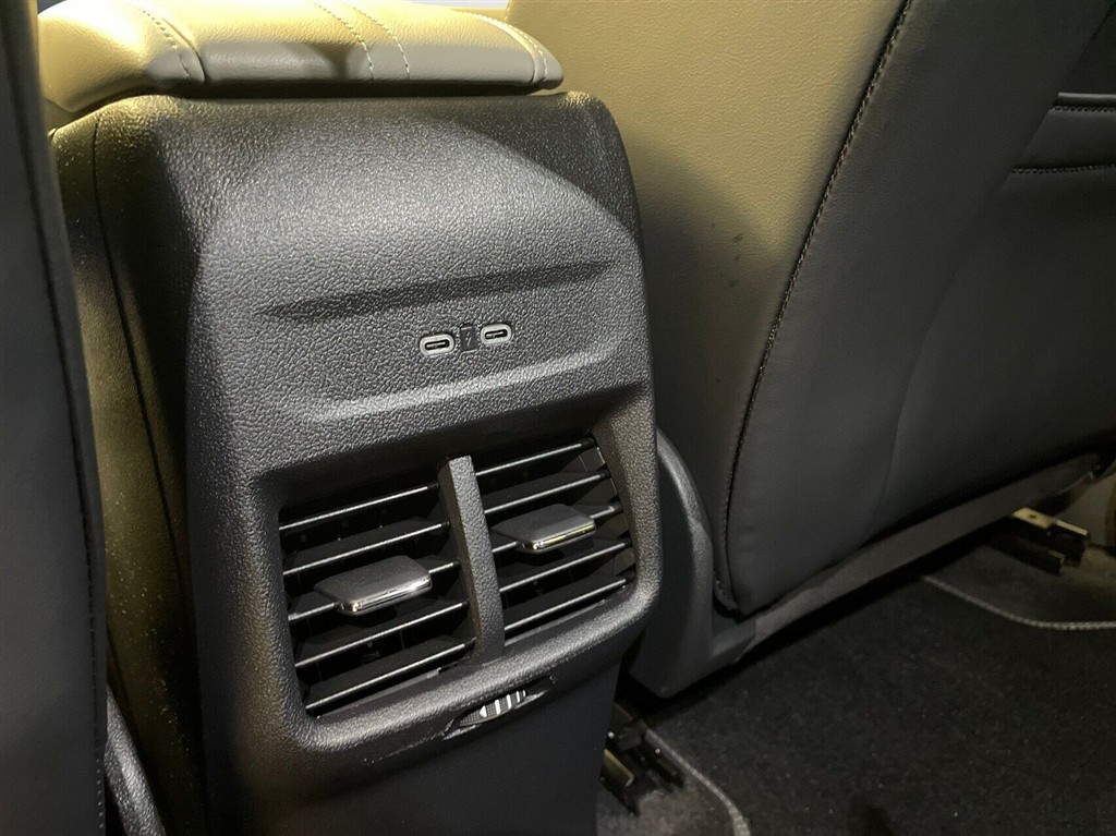 Ford Explorer UR Premium billede 11