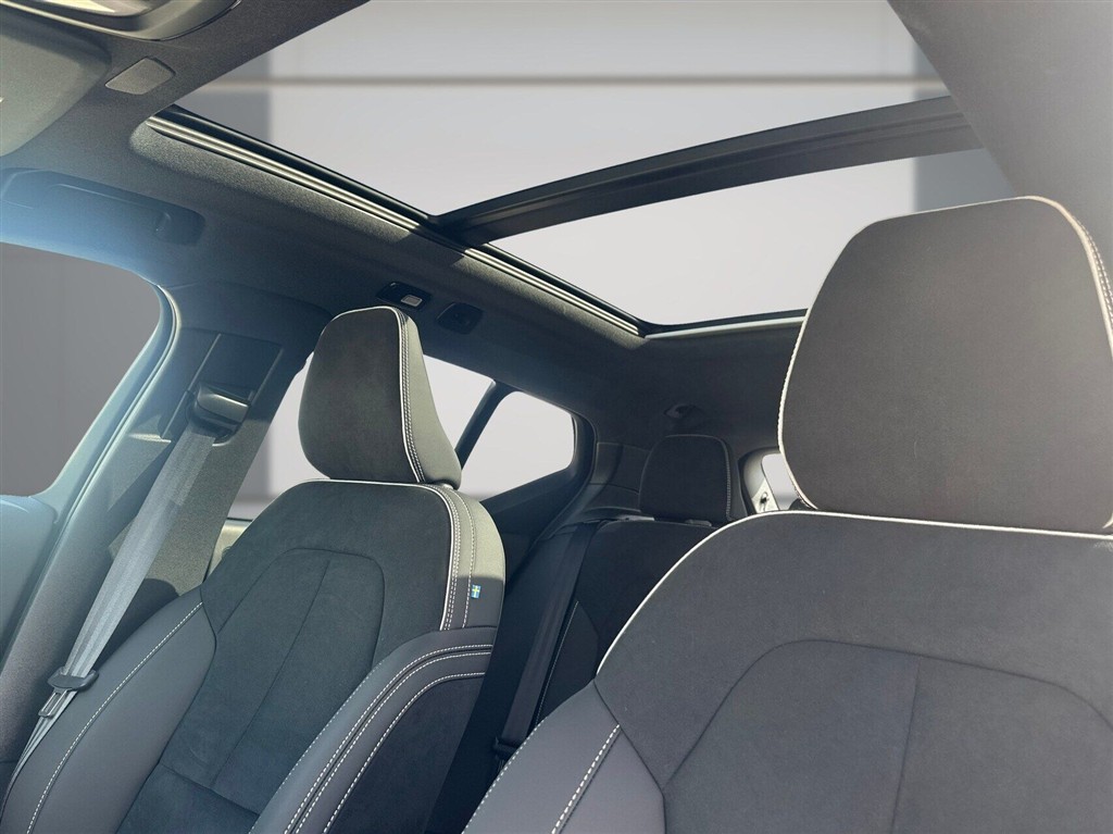 Volvo EX40 Black Edition Excess billede 10