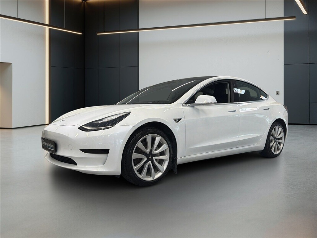 Tesla Model 3 Standard Range Plus