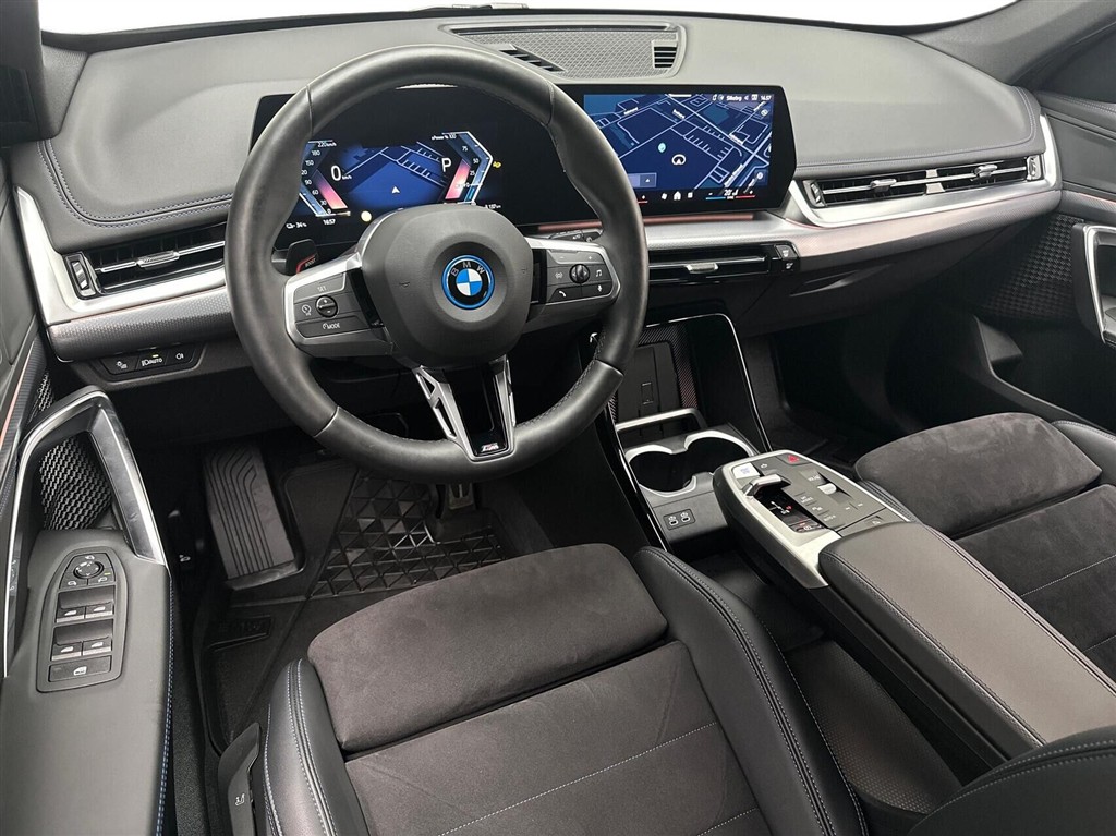 BMW iX1 M-Sport billede 4