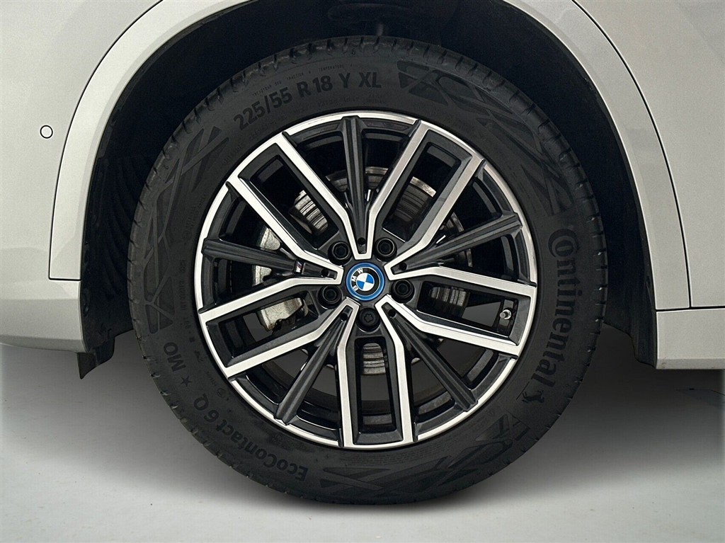 BMW iX1 M-Sport billede 9
