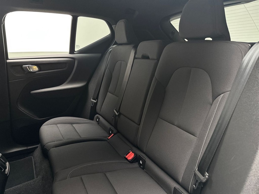 Volvo EX40 Core billede 7