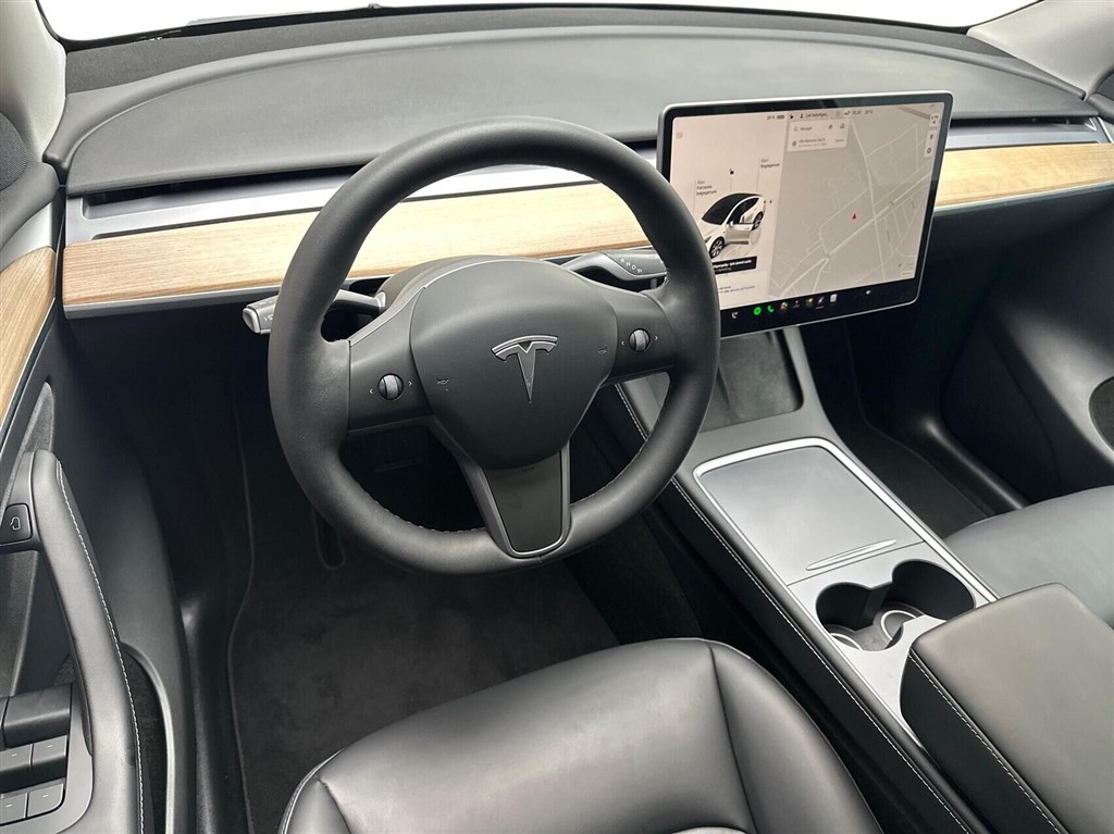 Tesla Model Y Long Range billede 4