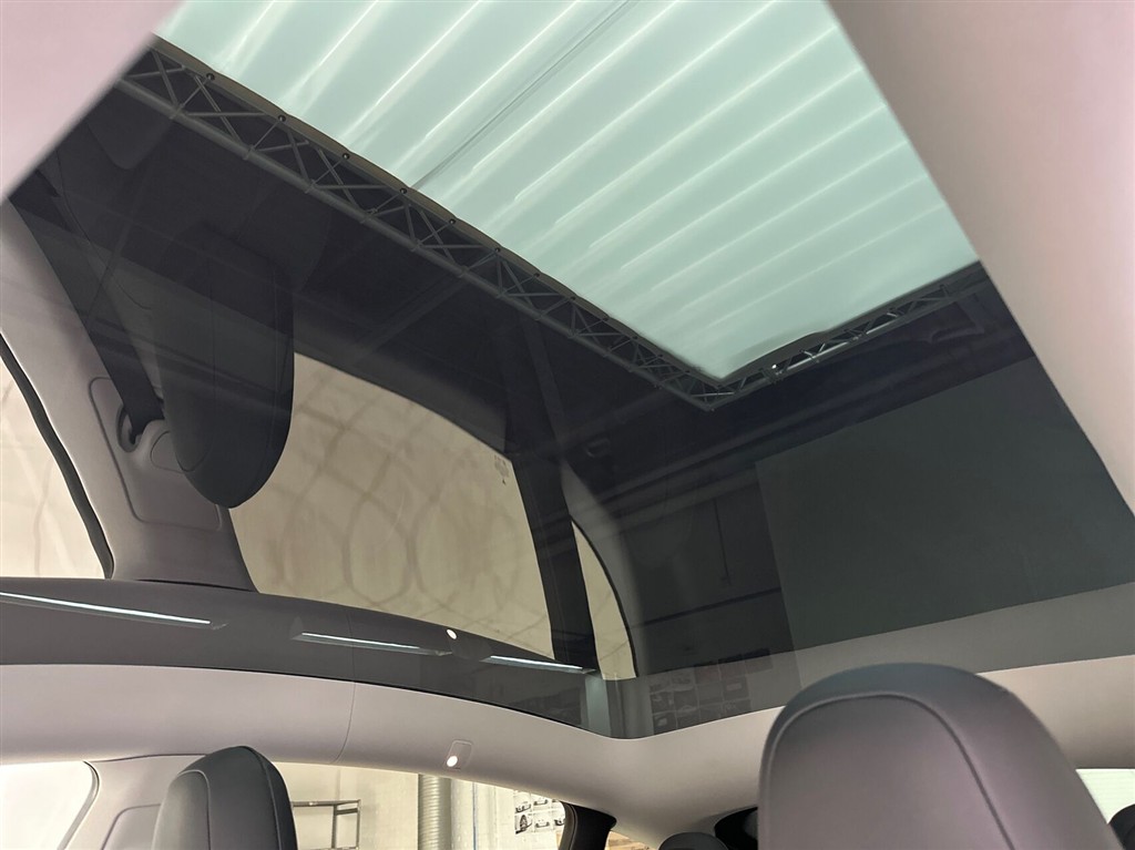 Tesla Model Y Long Range billede 20