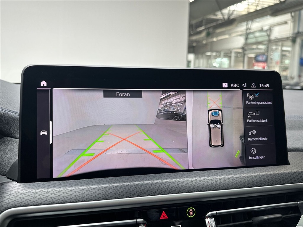 BMW iX3 Charged billede 17