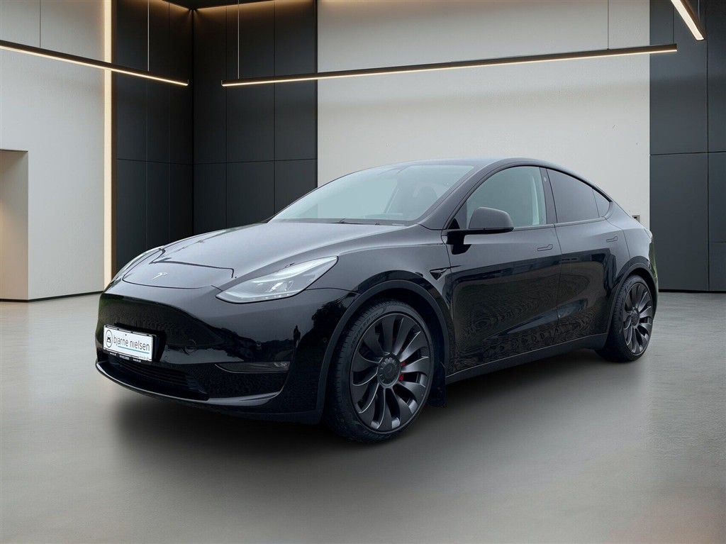 Tesla Model Y Performance