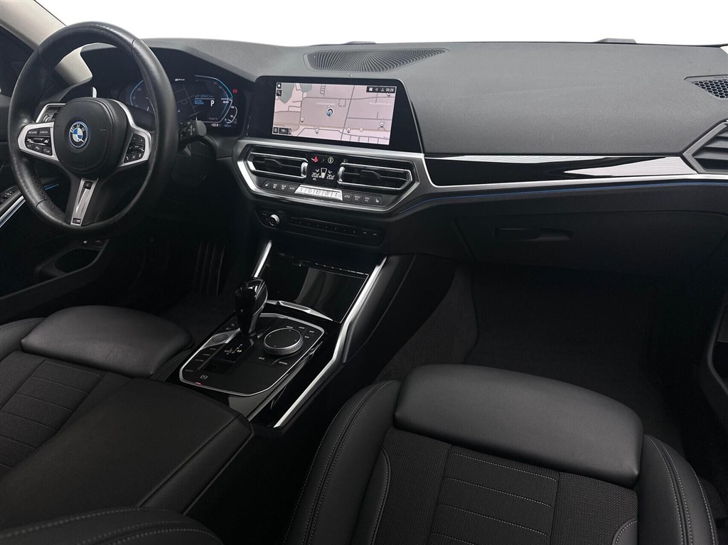 BMW 330e Sport Line billede 10