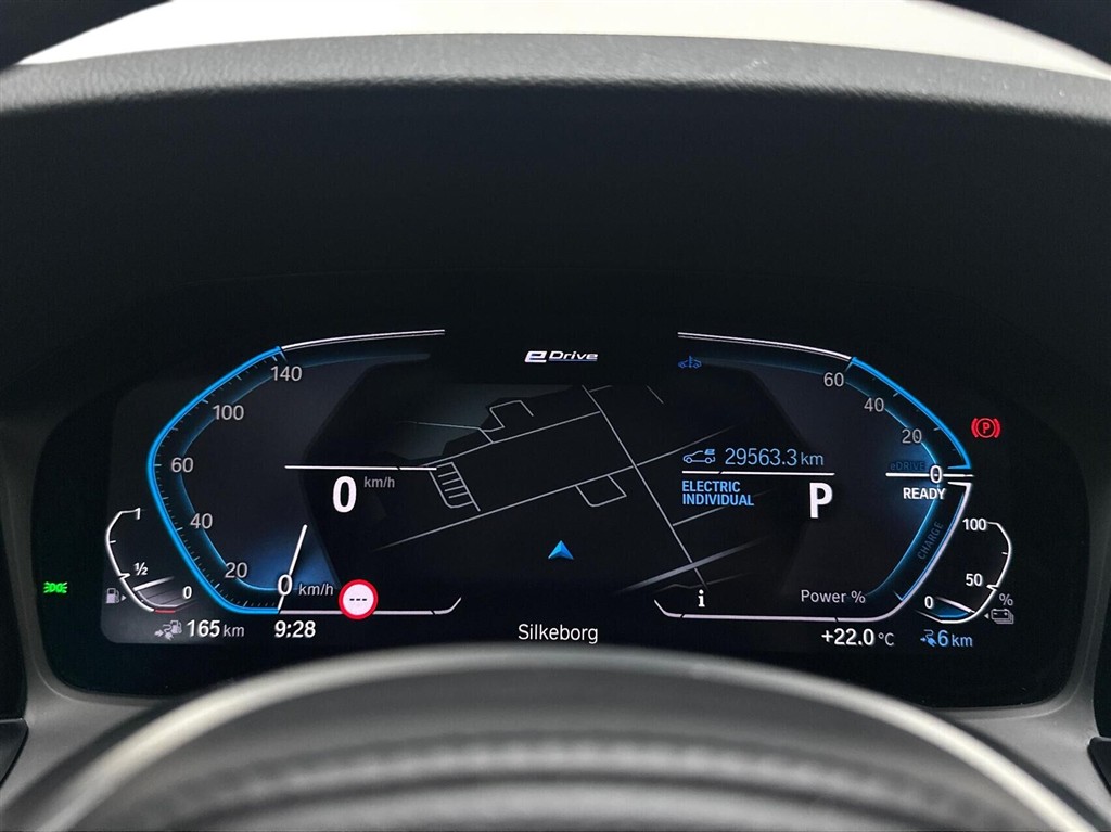 BMW 330e Sport Line billede 14