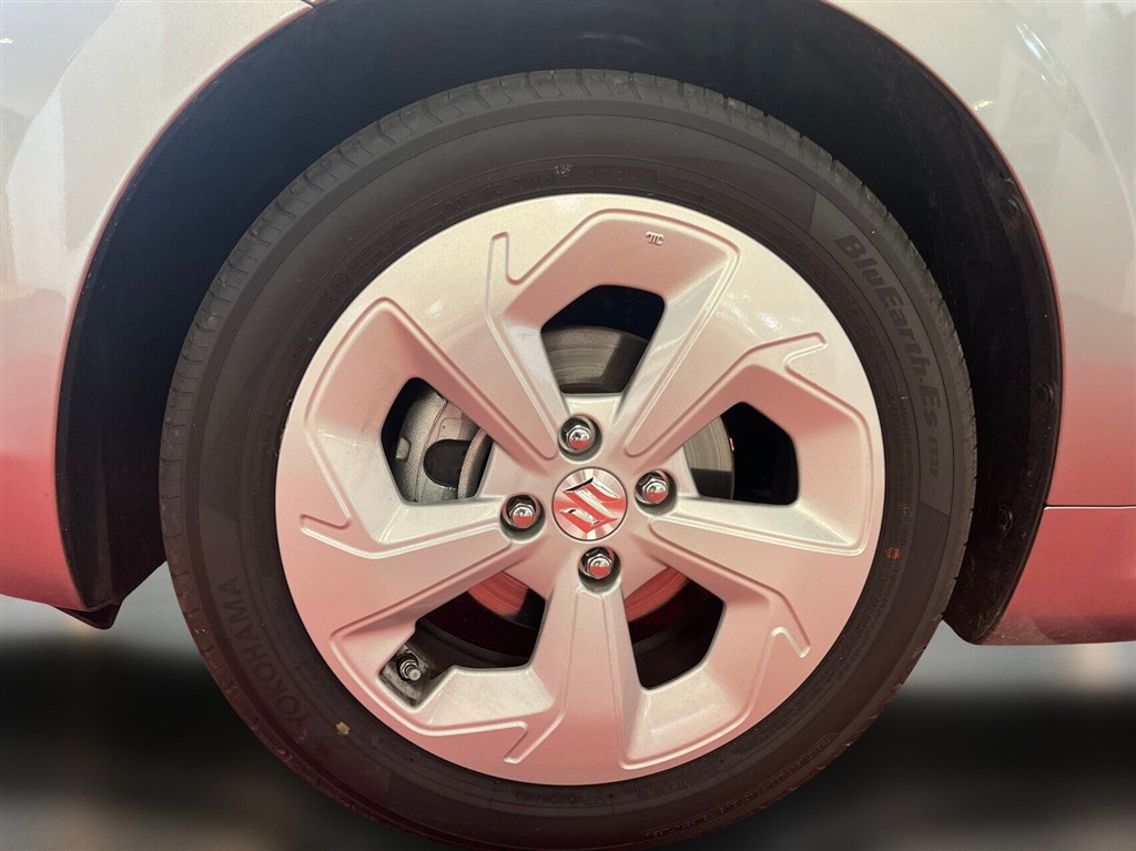 Suzuki Swift Advance billede 16