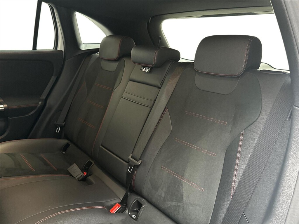 Mercedes-Benz EQA 250 AMG Line billede 13