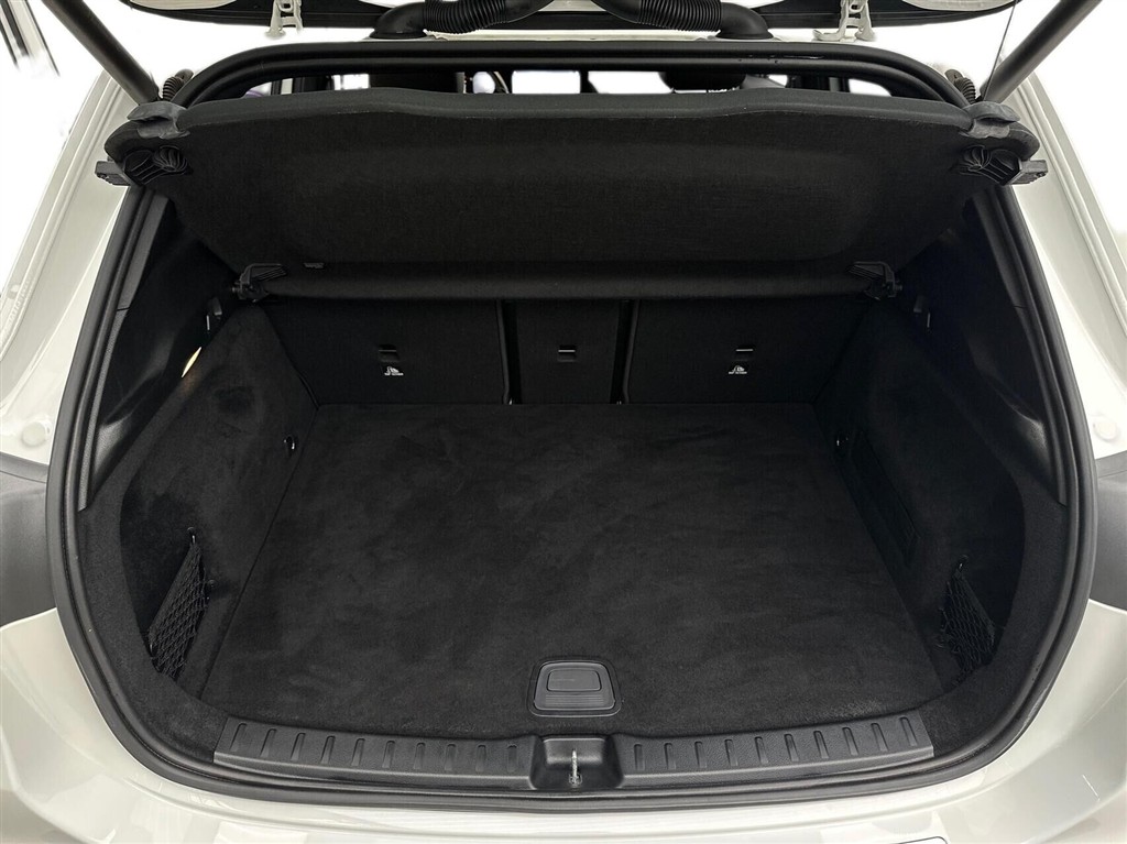 Mercedes-Benz EQA 250 AMG Line billede 14