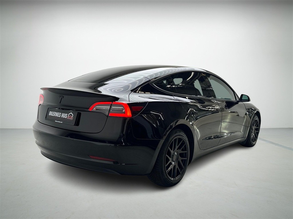Tesla Model 3 Performance billede 2