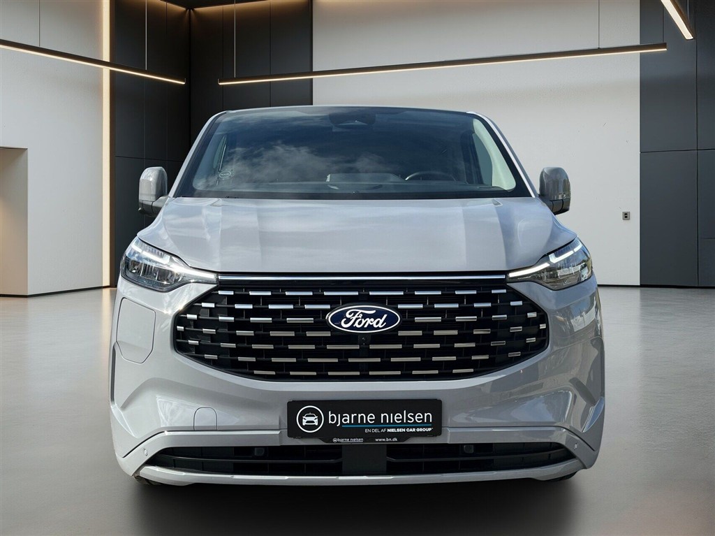 Ford Tourneo Custom Titanium X billede 2
