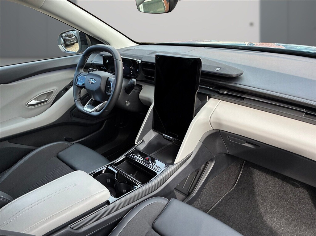 Ford Explorer UR Premium billede 9