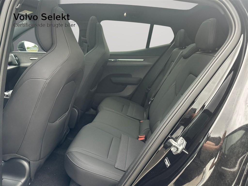 Volvo EX30 Black Edition billede 12