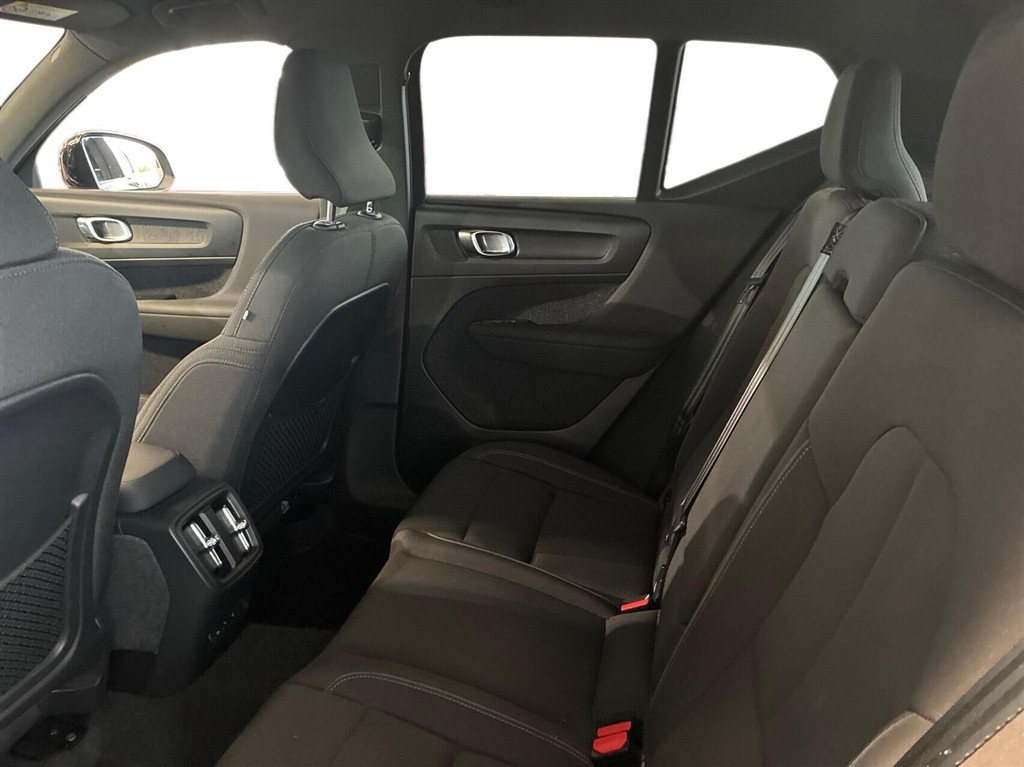 Volvo XC40 Plus billede 12