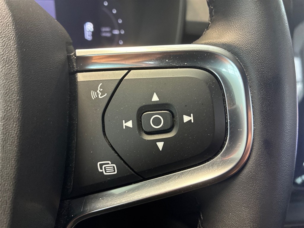 Volvo XC40 Plus billede 18