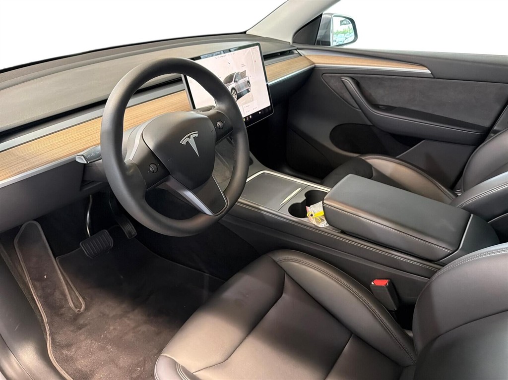 Tesla Model Y Long Range billede 3