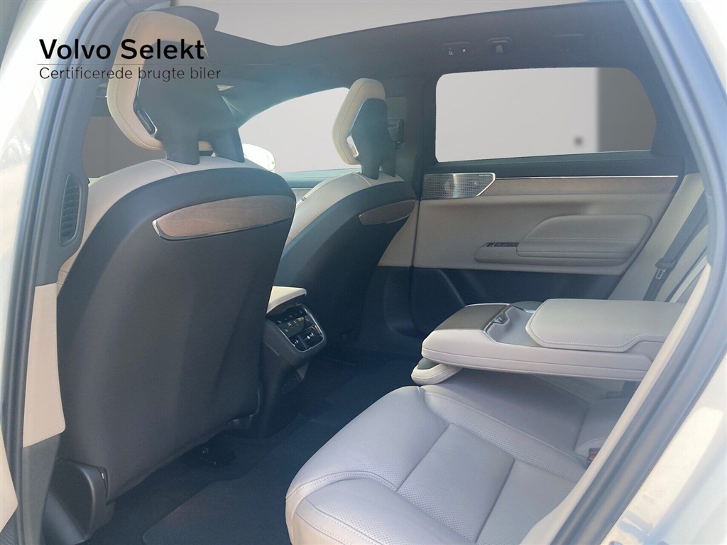 Volvo ES90 Ultra billede 12