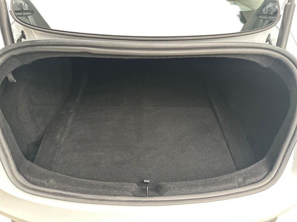 Tesla Model 3 Long Range billede 14