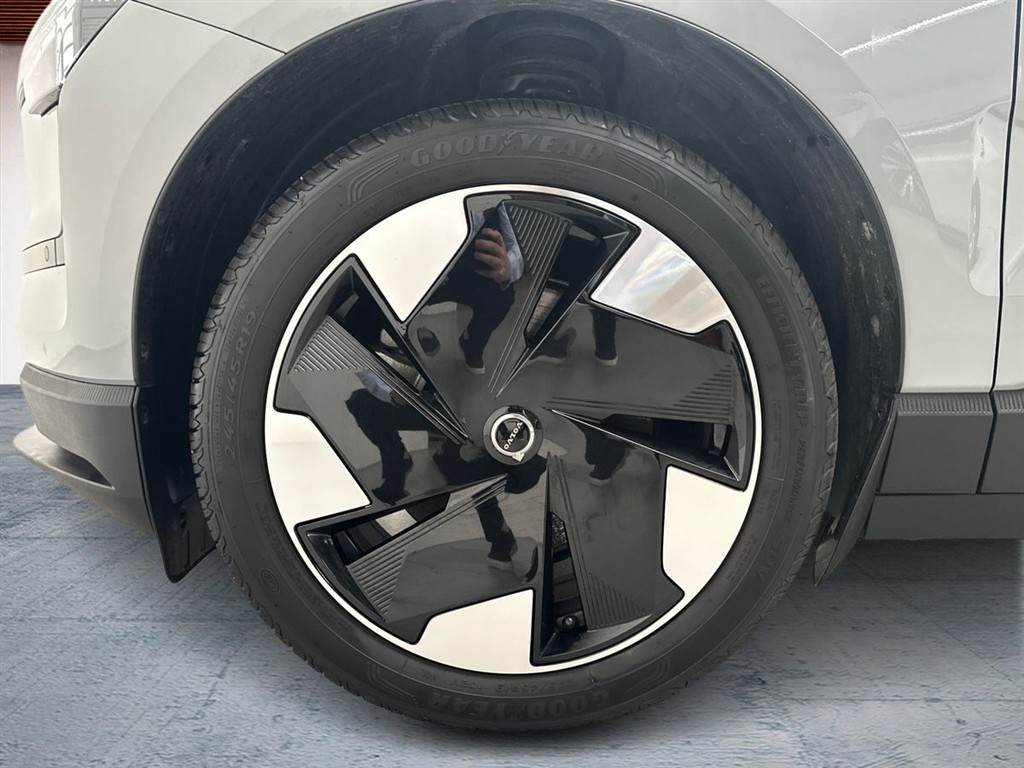 Volvo EX30 Plus billede 10