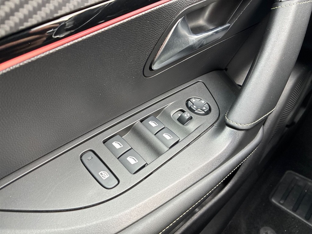 Peugeot e-2008 GT Pack billede 16