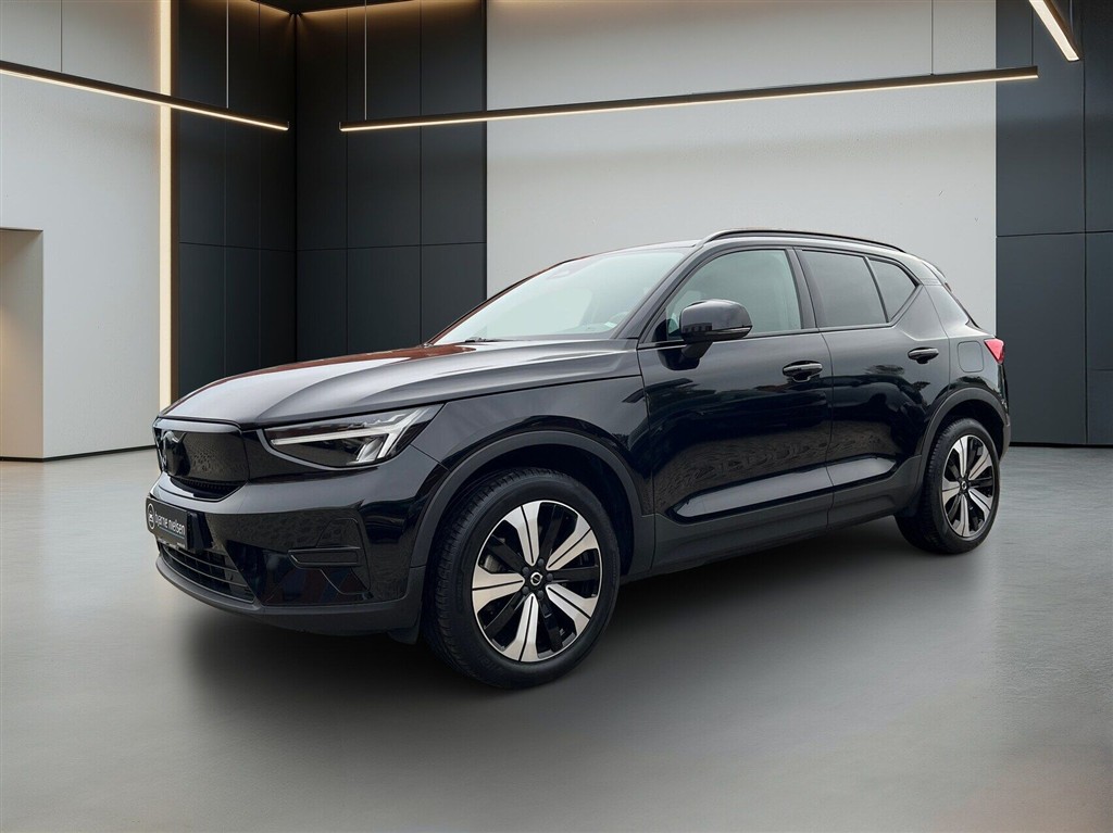 Volvo XC40 Plus