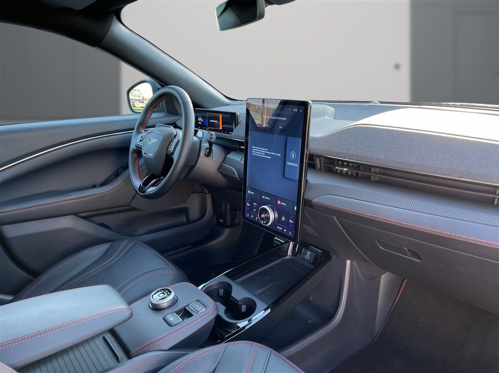 Ford Mustang Mach-E UR Premium billede 9