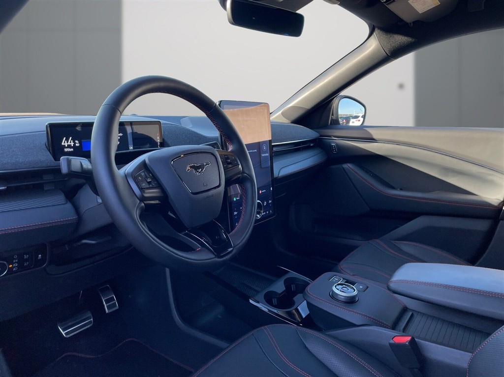 Ford Mustang Mach-E UR Premium billede 10