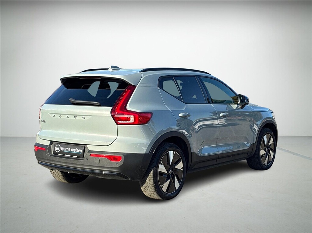Volvo EX40 Core billede 2